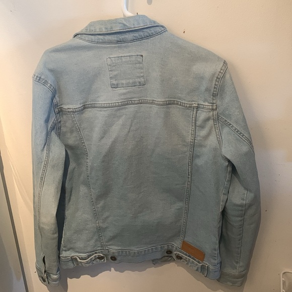 Fantastic Unisex Pull and Bear Light Blue Denim Jean Jacket SZ Medium 🔥 - Picture 8 of 13